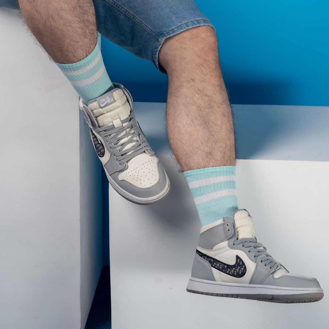 Basic Mint With White Strips Mid Calf Socks