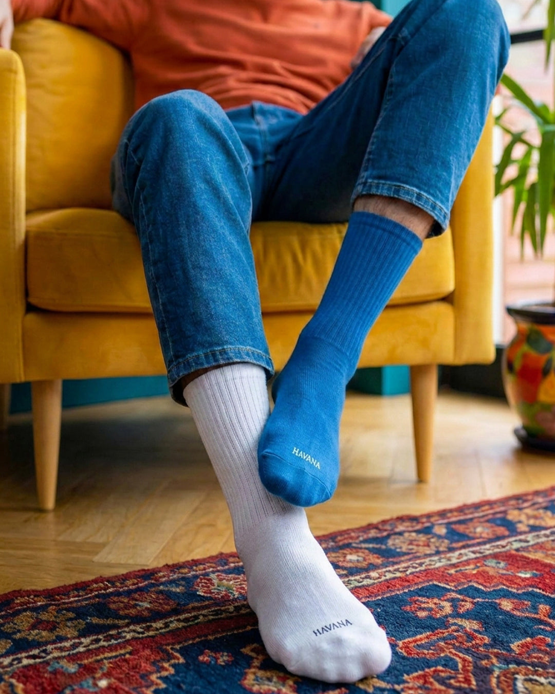 Eyes Blue & White Socks